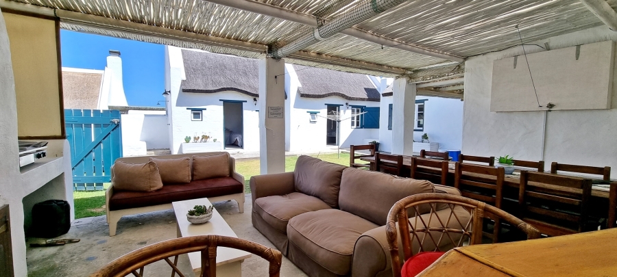 4 Bedroom Property for Sale in Struisbaai Western Cape